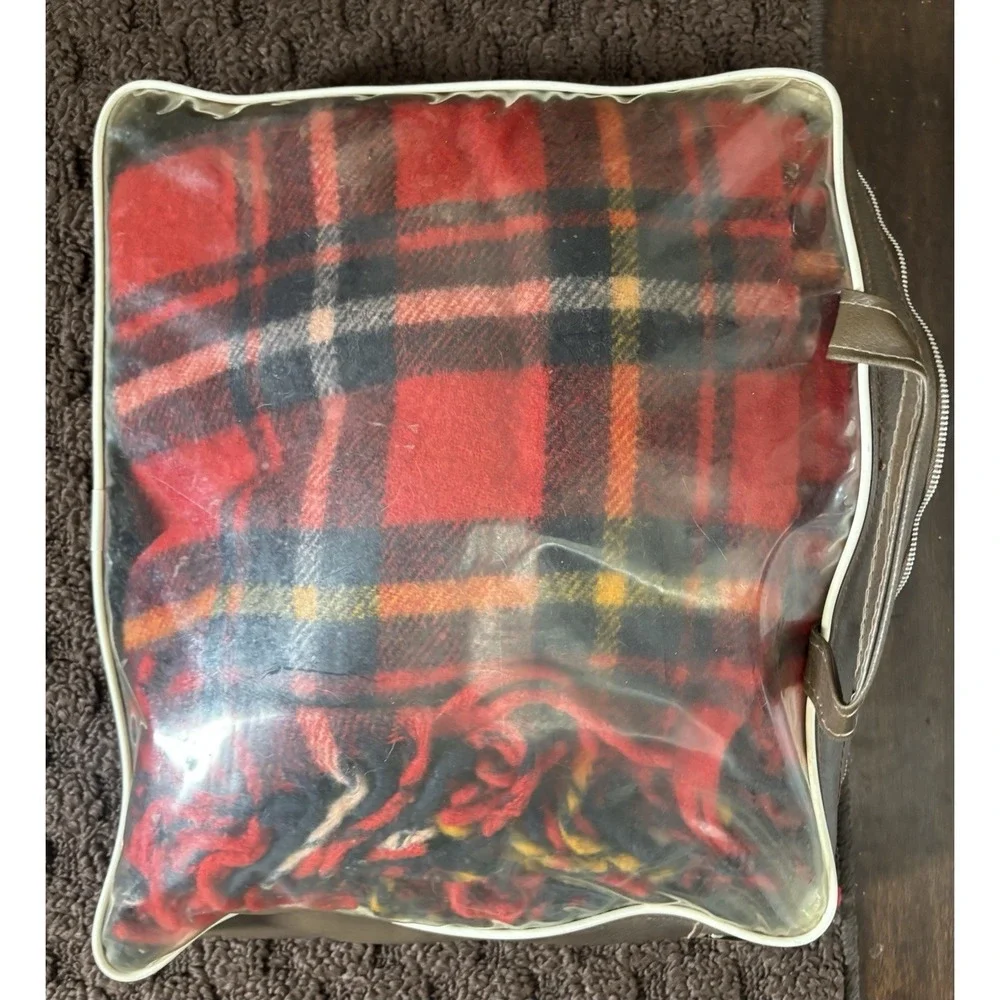 Vtg Wool Stadium Blanket Throw Red Tartan Plaid With Carrying Case/ Bag 48x48